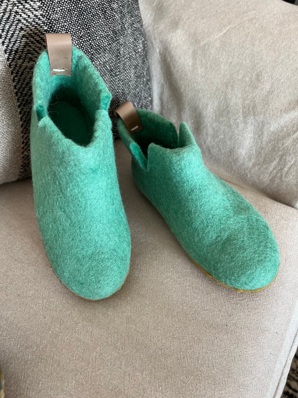 Zapato de casa tipo botín kids suela crepé T31